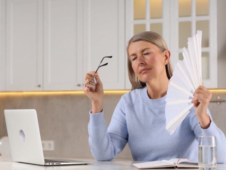 Perimenopause: Understanding the Transition and Managing Symptoms {{brizy_dc_image_alt entityId=